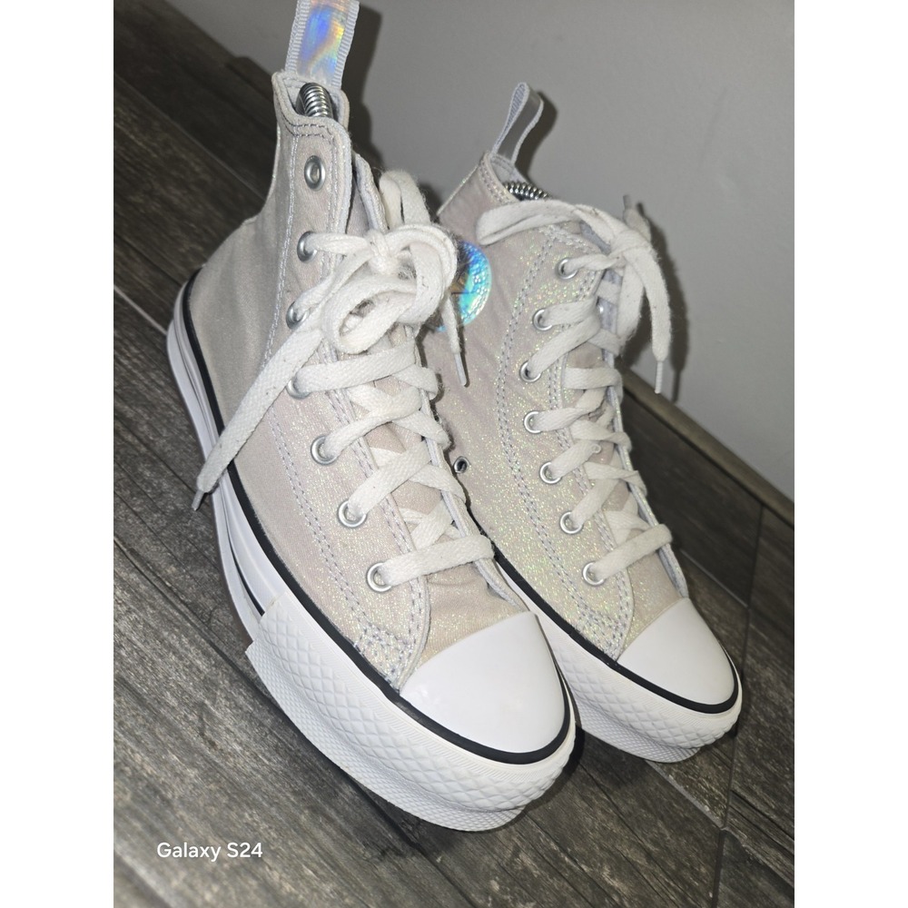 Converse Chuck Taylor All-Star Iridescent Kid Youth Size 4/Women's Size 5.5